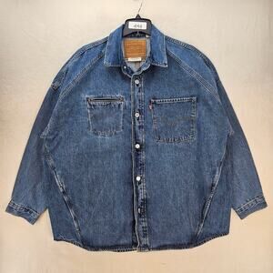 LEVI'S MEN'S LARGE PREMIUM TWISTED SHACKET DENIM JACKET MEDIUM WASH NWT